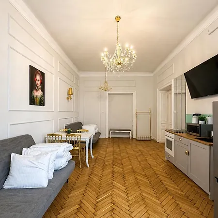 Royal Apartments-3